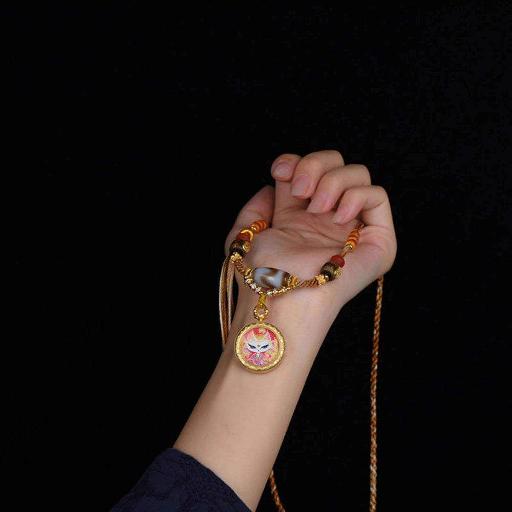 Handmade Tibetan Dzi Bead Fox Pendant Necklace Ethnic Style Healing Amulet for Women Empowerment