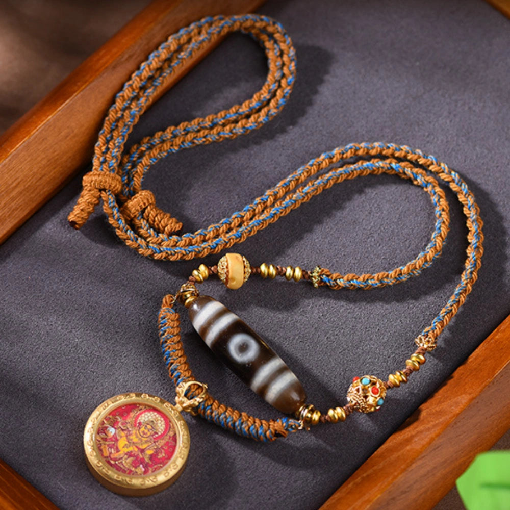 Natural Agate 3-Eye Dzi Bead Necklace - Hand-Woven Tibetan Style Spiritual Amulet with Thangka Pendant