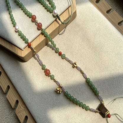 Mulstio Emerald Green Aventurine Chalcedony Choker Necklace Abundance and Abundant Female Power