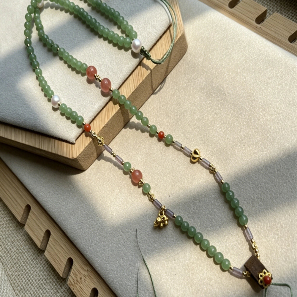 Mulstio Emerald Green Aventurine Chalcedony Choker Necklace Abundance and Abundant Female Power