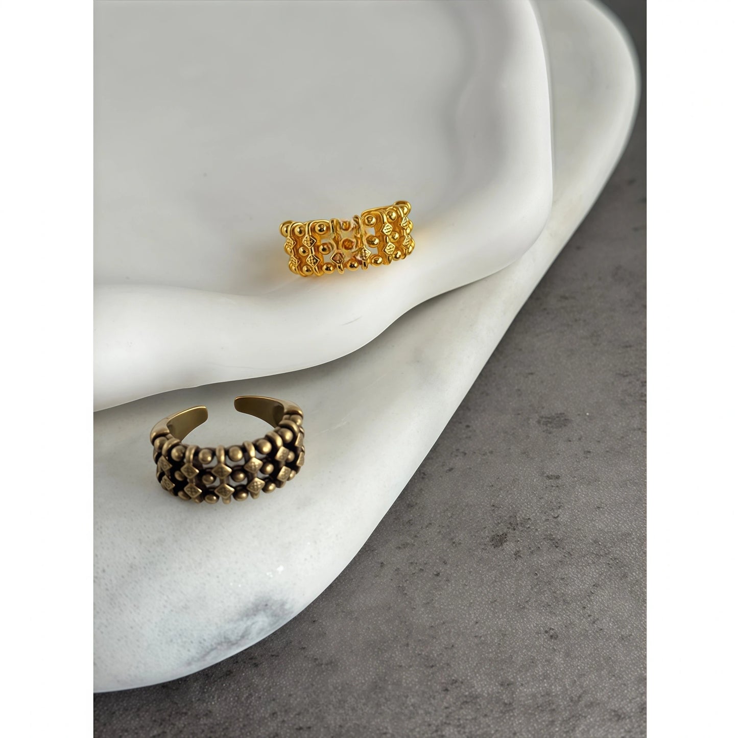 Honeycomb Retro Hollow Bead Adjustable Ring in Gold, Silver & Copper