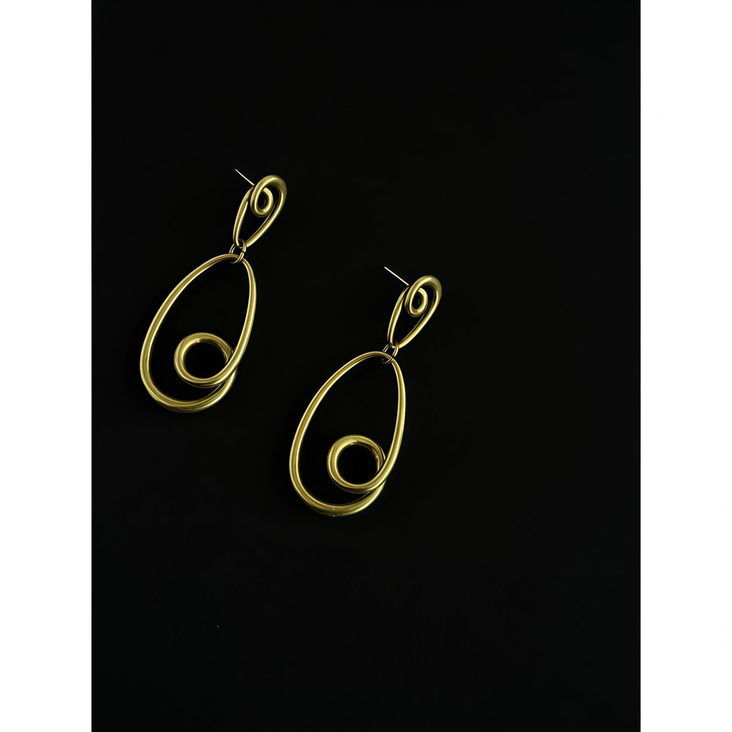 Postmodern Minimalist Drop Earrings - 3D Linear Water Drop Design - Support & Protection