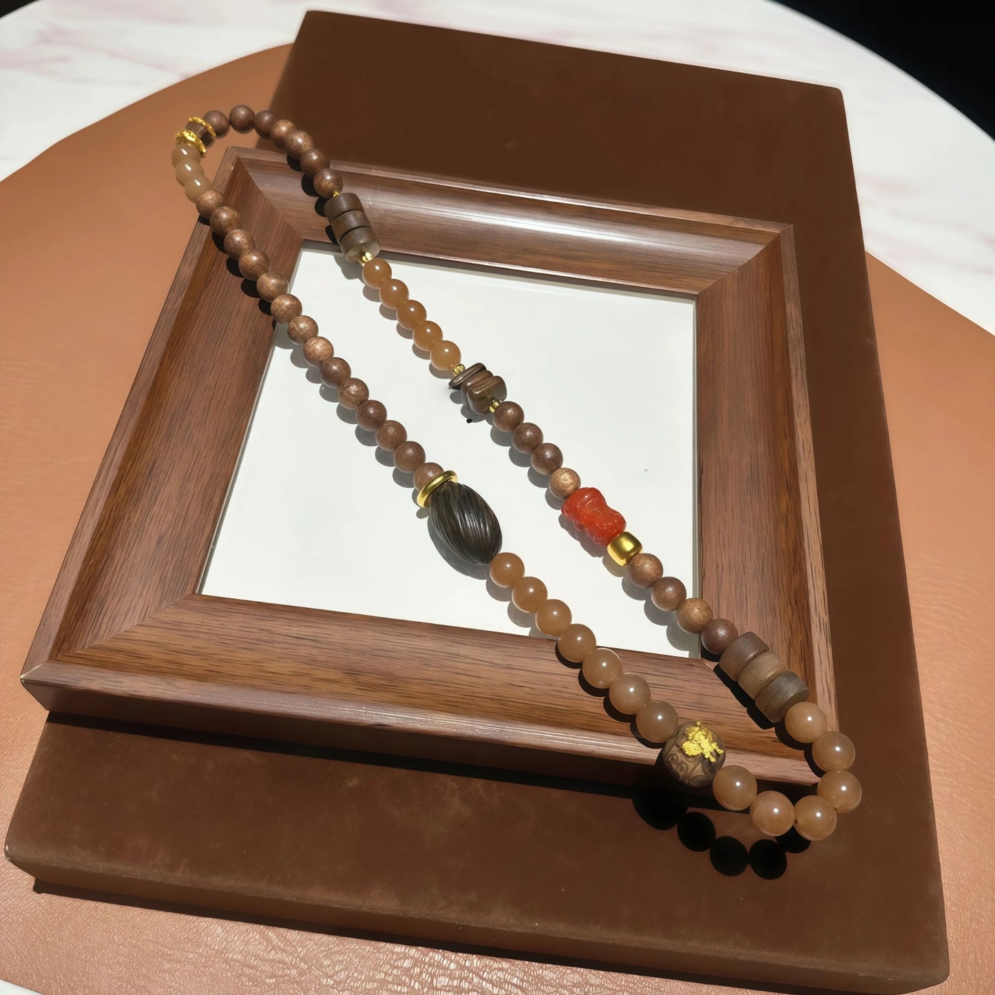 Caramel Agate and Agarwood Elastic Necklace Bracelet with Wood Beads