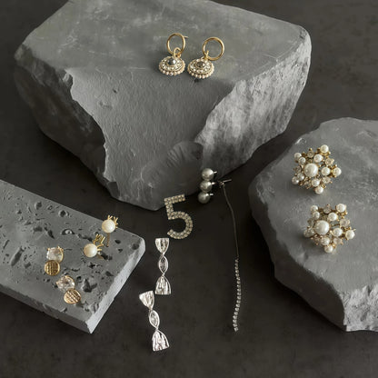 Christmas Deer Design Natural Pearl Earrings (Freshwater Pearl, Silver-Touch) - Water Element, Peace & Happiness