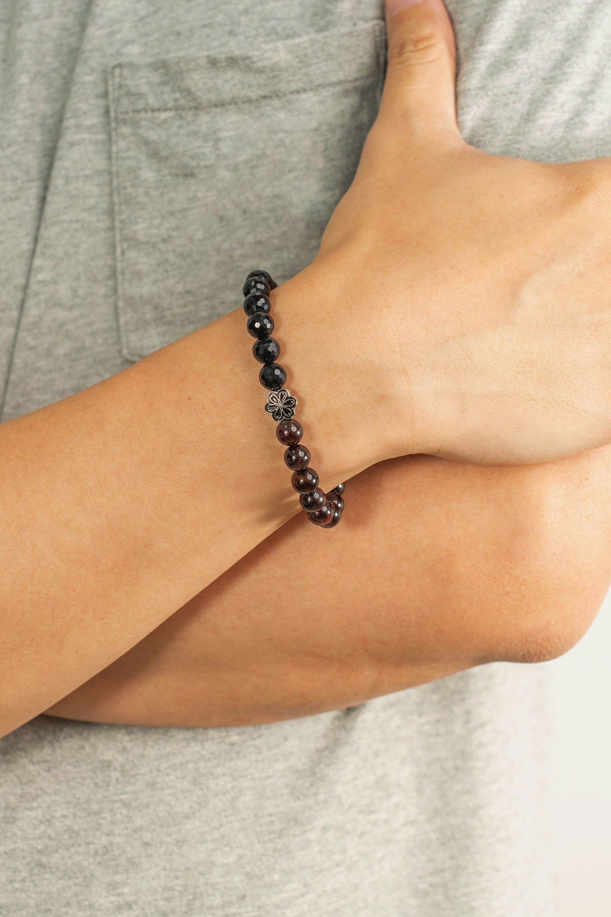 Birthstone Garnet Bracelet - JAN - Half Eclipse - Mulsito -6