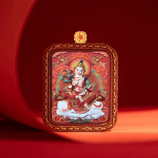 Close-Up Detail of Hand-Painted Thangka Showing Mineral Pigments on Clay Canvas