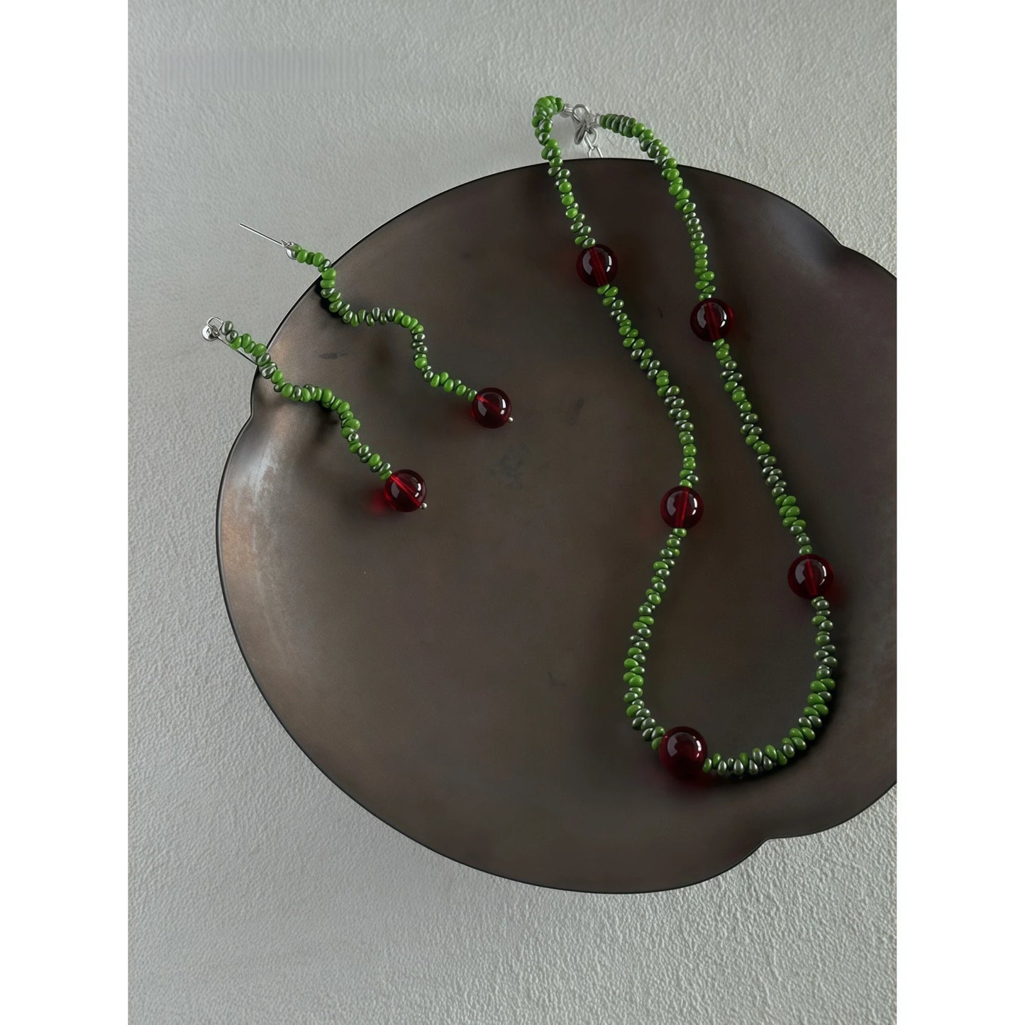 Oasis Flower - Irregular Twisted Czech Glass Bead Drop Earrings & Necklace Set - Creativity & Passion